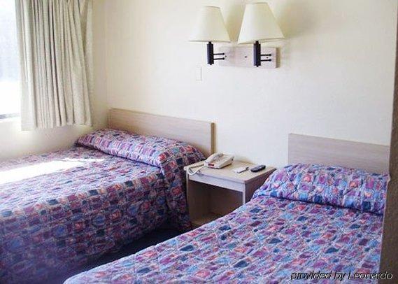 Rodeway Inn Memphis Extérieur photo