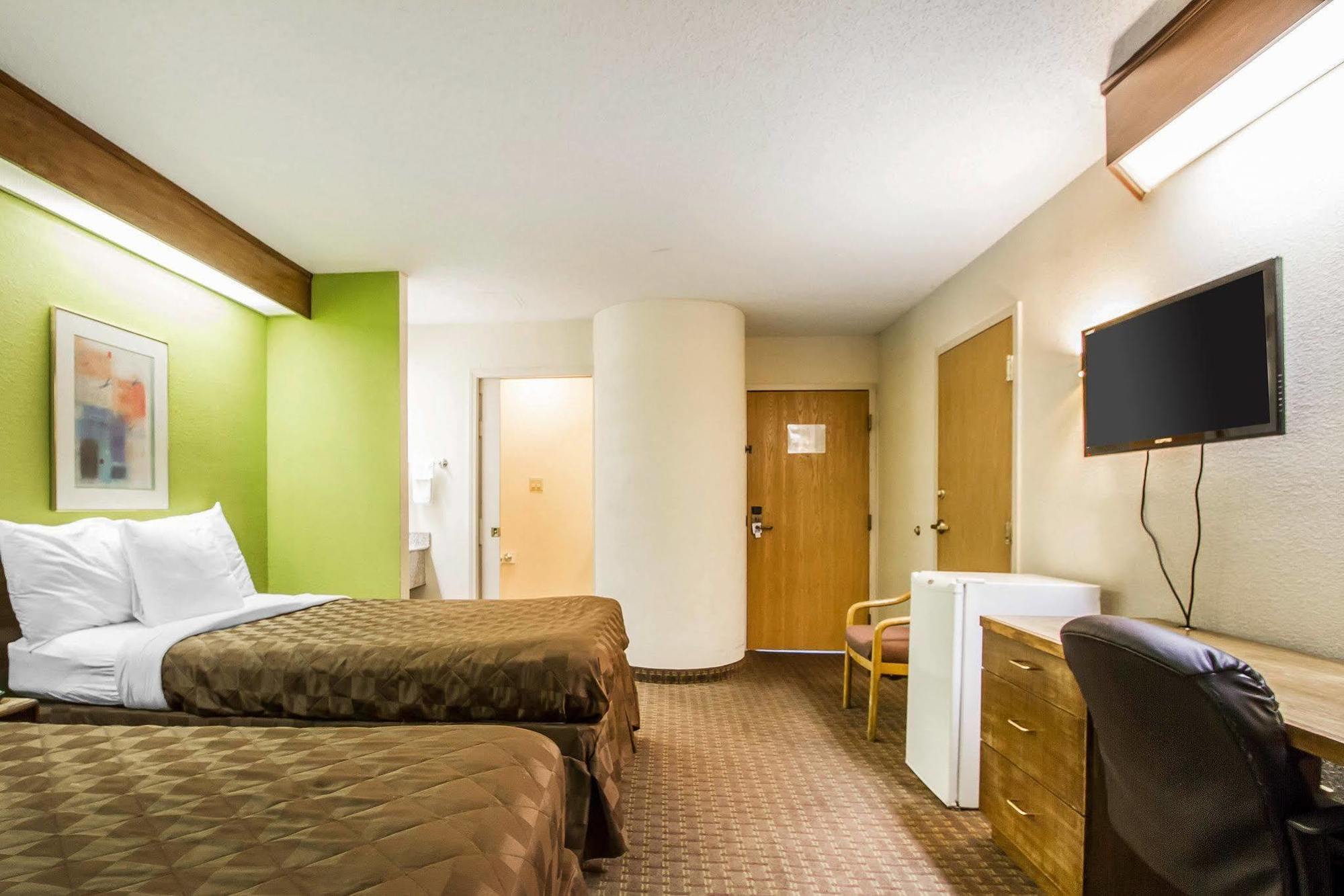 Rodeway Inn Memphis Extérieur photo